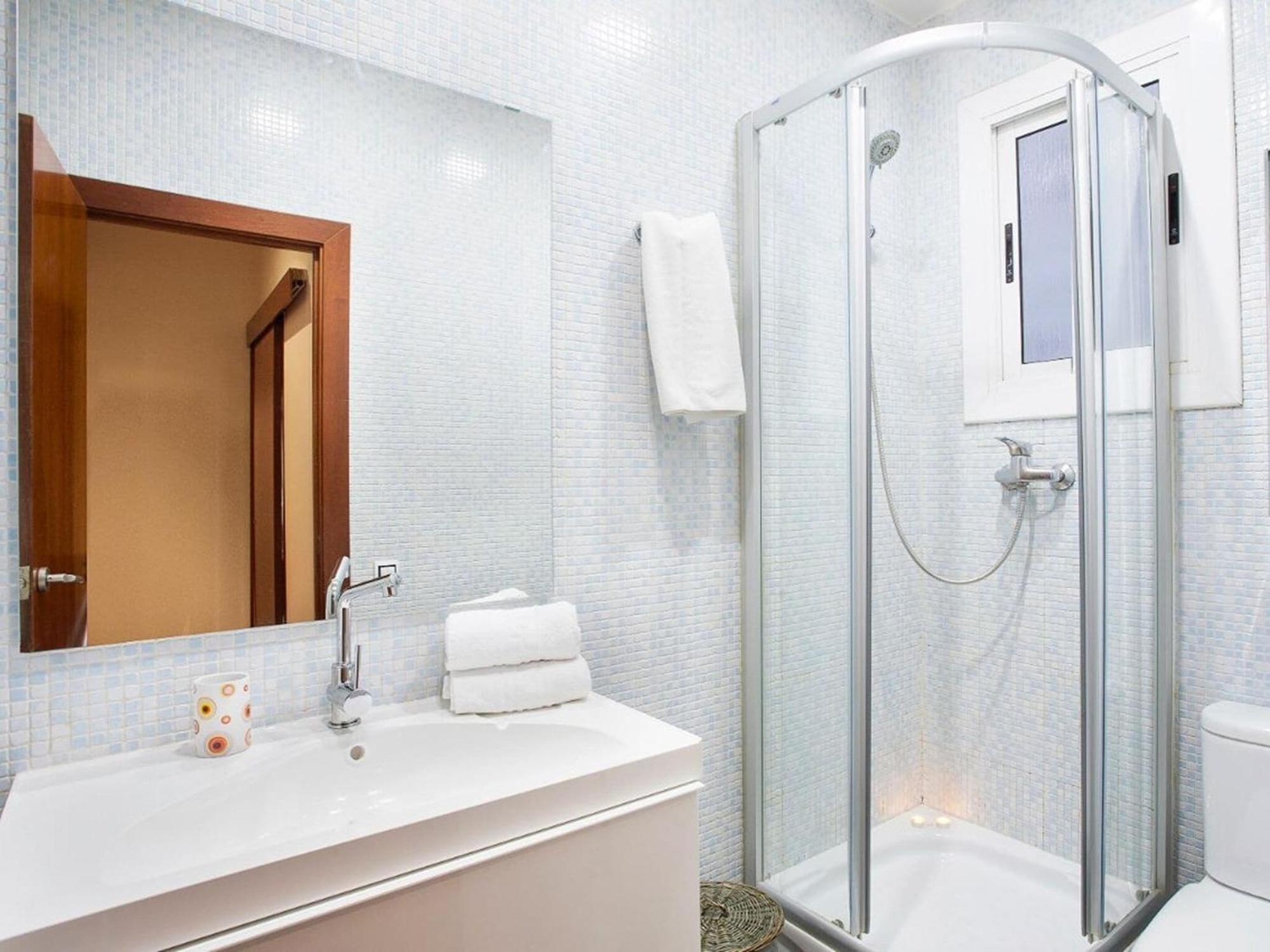 Apartament Lush In *