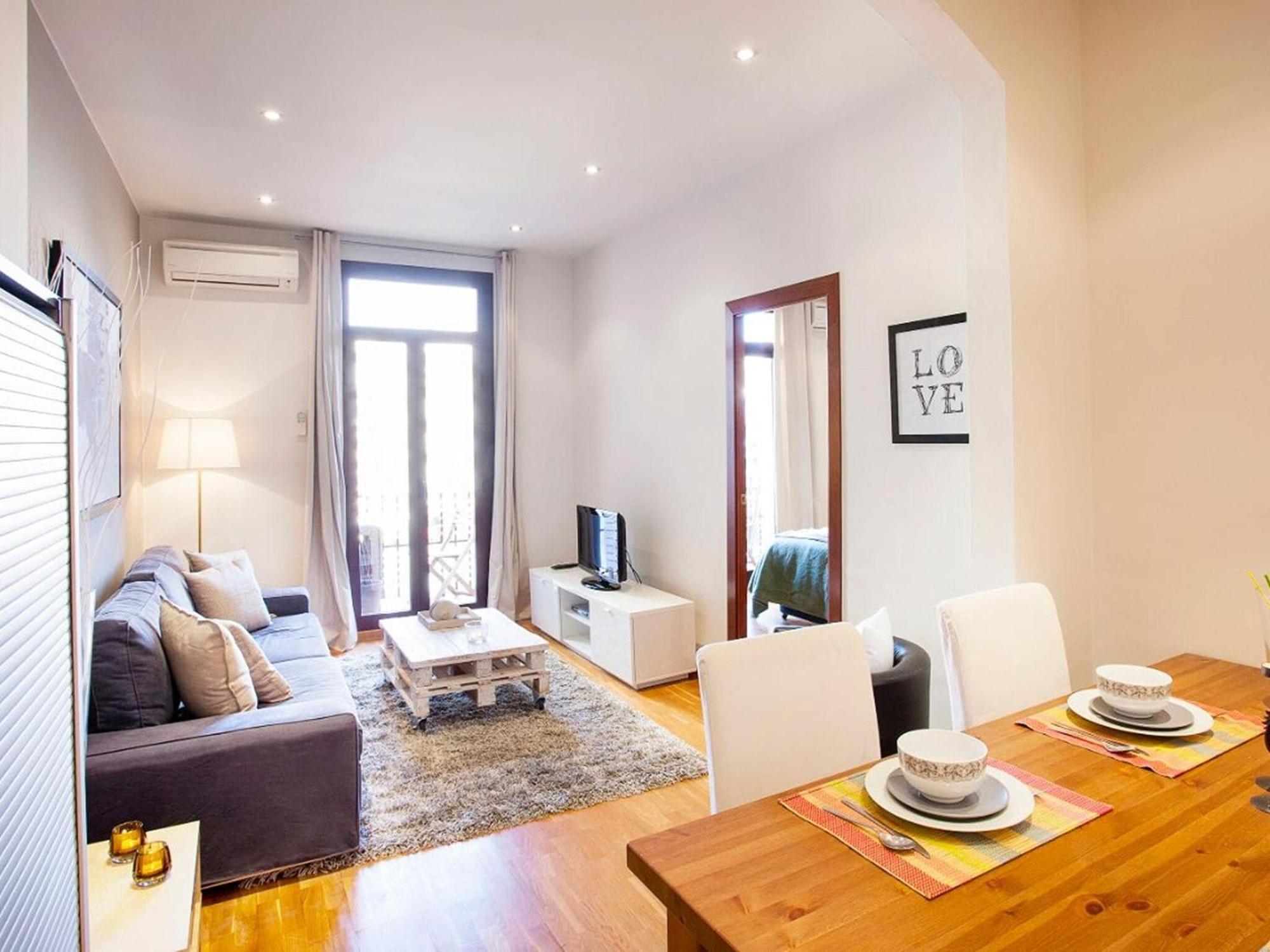 Apartment Lush In